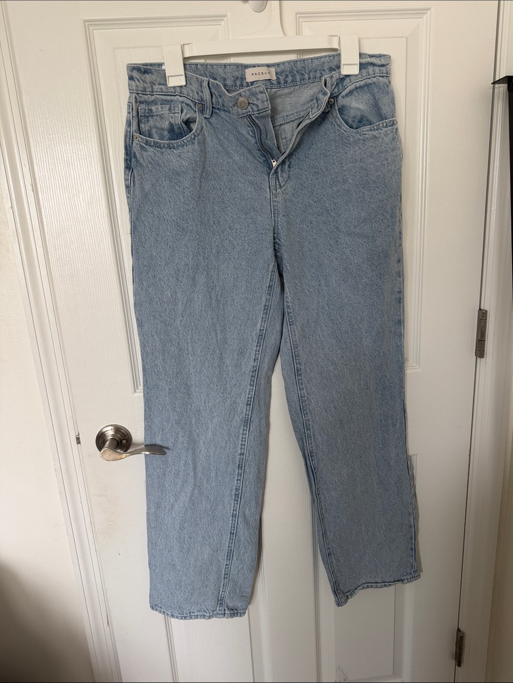 PacSun Light Wash Straight Leg High-Rise Jeans